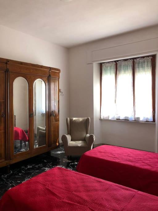 Casa Indipendente Zona Centrale La Maddalena  Luaran gambar