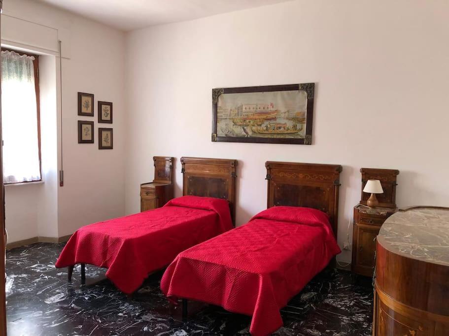 Casa Indipendente Zona Centrale La Maddalena  Luaran gambar
