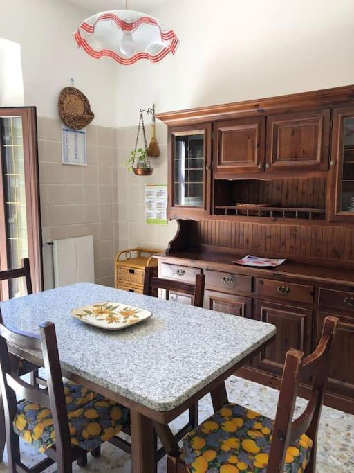 Casa Indipendente Zona Centrale La Maddalena  Luaran gambar